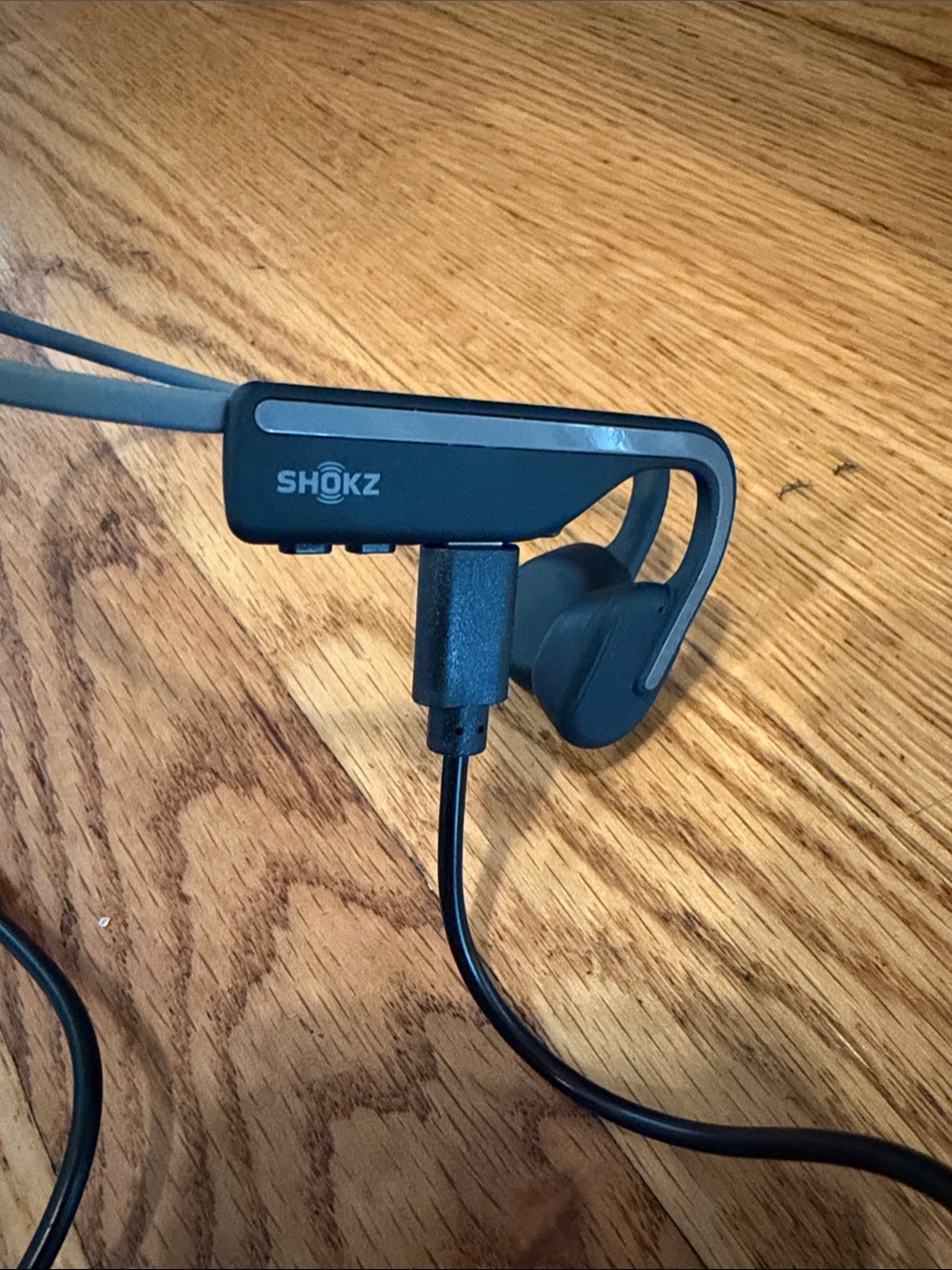 Shokz Open-Ear Bluetooth Headphones S661